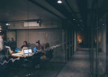 상표권 신청서, 부적합한 보정명령을 받았을 때